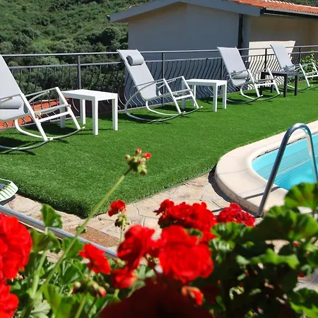 Mariposa Exclusive Private Pool Villa *