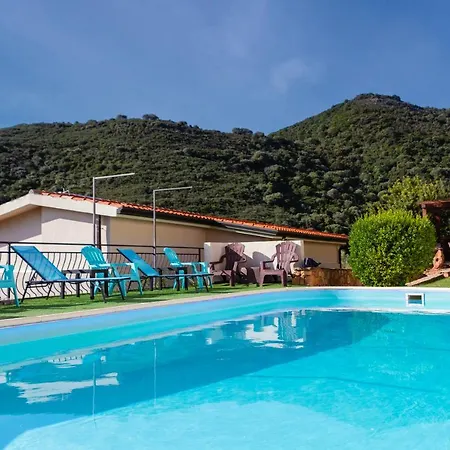 Mariposa Exclusive Private Pool Villa *