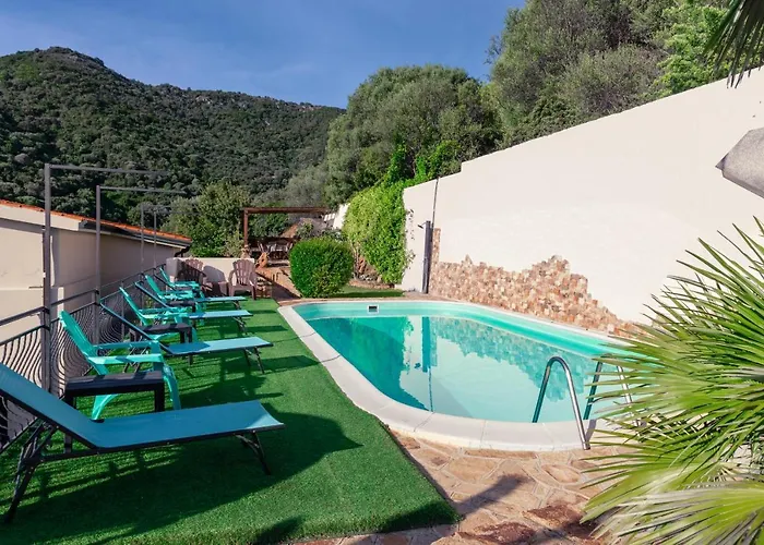 Mariposa Exclusive Private Pool Вилла Будони